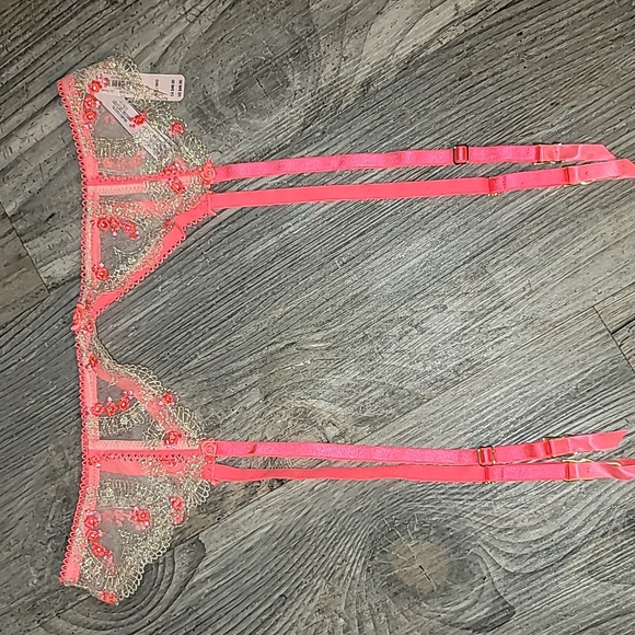 Victoria's Secret DREAM ANGELS Floral Embroidery Garter M/L *ONLY GARTER BELT - Picture 4 of 5